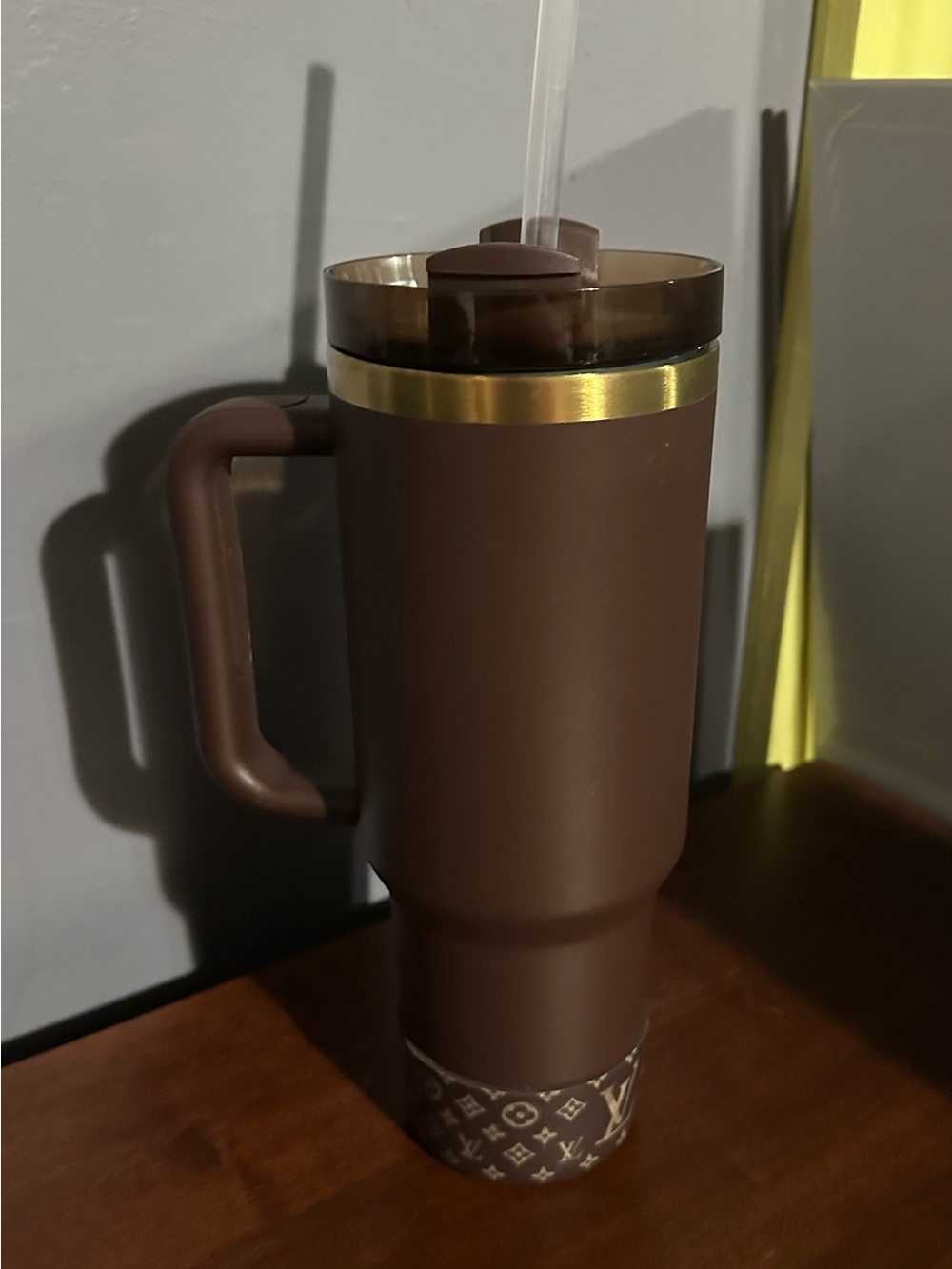 Brown tumbler - Picture 3 of 7